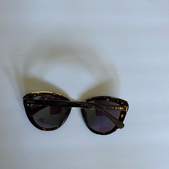 Diff Eyewear Tortoise Shell Cat Eye Mirrored Rose Style Sunglasses - Picture 7 of 9